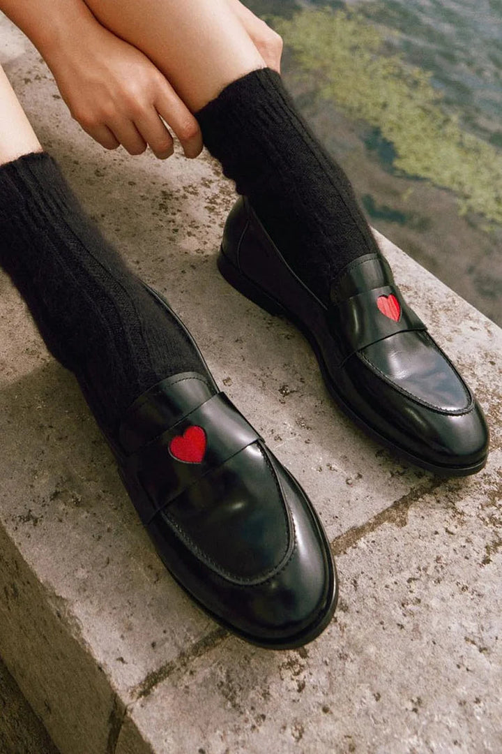 MOCASÍN CLÁSICO CON DETALLE DE CORAZÓN